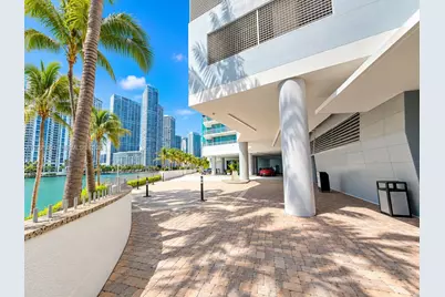335 S Biscayne Blvd #1601, Miami, FL 33131 - Photo 16