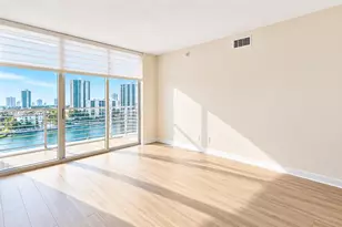 335 S Biscayne Blvd, Miami, FL 33131 - Photo 1