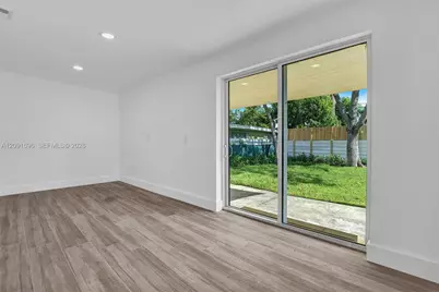 75 NW 117th St, Miami, FL 33168 - Photo 16