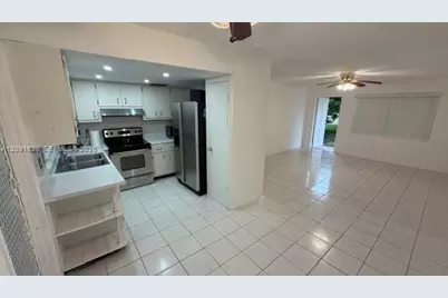 1722 Mayo St #101, Hollywood, FL 33020 - Photo 2