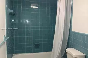 6365 SW 8th St, Miami, FL 33144 - Photo 26