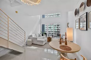 60 SW 13th St, Miami, FL 33130 - Photo 10