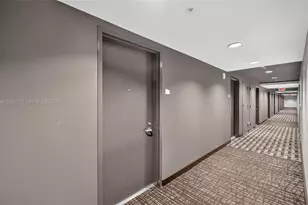 60 SW 13th St, Miami, FL 33130 - Photo 20