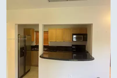 32 Camden Dr #8, Bal Harbour, FL 33154 - Photo 8
