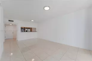 31 SE 5th St, Miami, FL 33131 - Photo 6