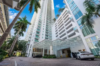 31 SE 5th St #409, Miami, FL 33131 - Photo 1