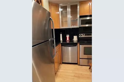800 West Ave #525, Miami Beach, FL 33139 - Photo 2