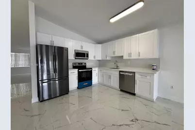 12810 NW 6th Ln, Miami, FL 33182 - Photo 10