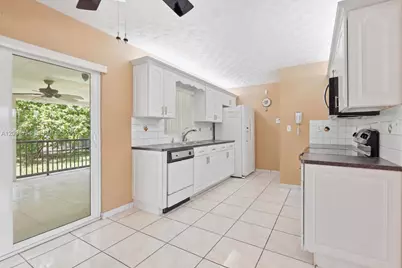 7200 SW 132nd Ave, Miami, FL 33183 - Photo 4
