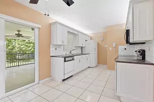 7200 SW 132nd Ave, Miami, FL 33183 - Photo 4