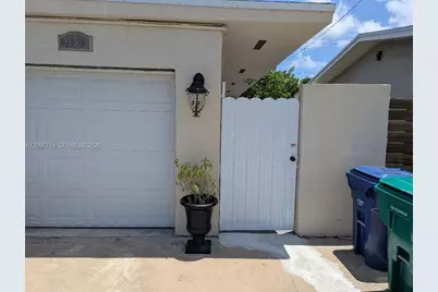 1130 NE 201st Ter #B, Miami, FL 33179 - Photo 10