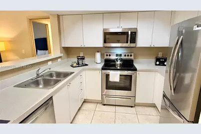 17375 Collins Ave #2607, Sunny Isles Beach, FL 33160 - Photo 8