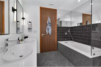 1109 Almeria Ave, Coral Gables, FL 33134 - Photo 24