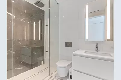 300 Biscayne Boulevard Way #3304C, Miami, FL 33131 - Photo 26