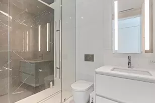 300 Biscayne Blvd Way, Miami, FL 33131 - Photo 26