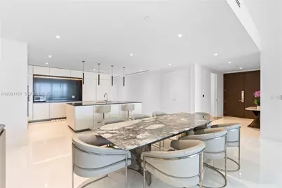 300 Biscayne Boulevard Way #3304C, Miami, FL 33131 - Photo 10