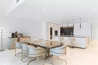 300 Biscayne Boulevard Way #3304C, Miami, FL 33131 - Photo 8