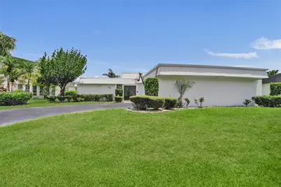 5704 Coco Palm Dr, Tamarac, FL 33319 - Photo 2