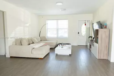 1320 Arthur St #1320, Hollywood, FL 33019 - Photo 4