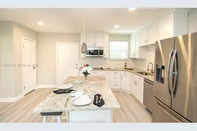 2230 SW 60th Ct, Miami, FL 33155 - Photo 14