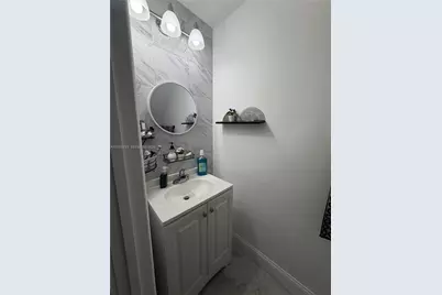270 NW 71st Ave #4, Miami, FL 33126 - Photo 12
