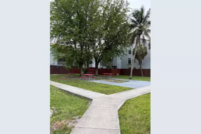 1725 W 60th St #F202, Hialeah, FL 33012 - Photo 18