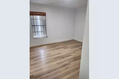 1725 W 60th St #F202, Hialeah, FL 33012 - Photo 4