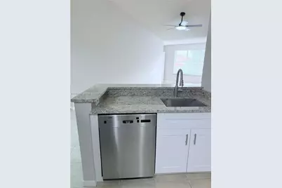 3480 N Pinewalk Dr N #136, Margate, FL 33063 - Photo 6