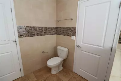 605 NE 28th St #3, Wilton Manors, FL 33334 - Photo 12