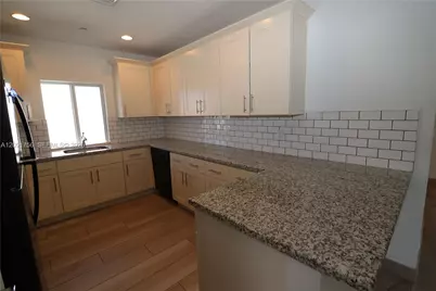 605 NE 28th St #3, Wilton Manors, FL 33334 - Photo 26