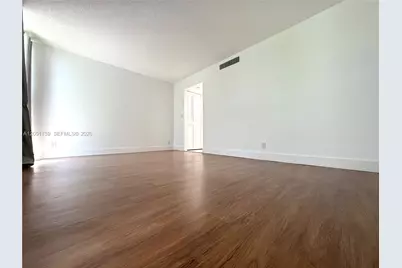 3475 N Country Club Dr #308, Aventura, FL 33180 - Photo 6