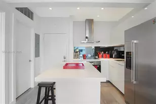 1460 Ocean Dr, Miami Beach, FL 33139 - Photo 4