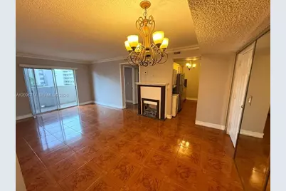 6091 W 22nd Ct #407, Hialeah, FL 33016 - Photo 10