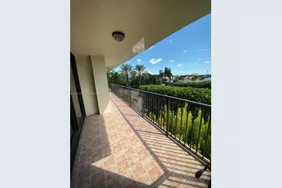 801 N Venetian Drive #202, Miami, FL 33139 - Photo 22