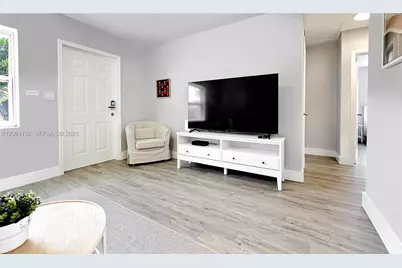 528 SW 4th Ave #A, Hallandale Beach, FL 33009 - Photo 30