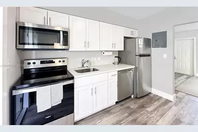 528 SW 4th Ave #A, Hallandale Beach, FL 33009 - Photo 14