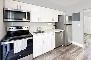 528 SW 4 Ave, Hallandale Beach, FL 33009 - Photo 14