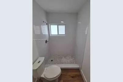 1650 SW 3rd St #3, Miami, FL 33135 - Photo 10