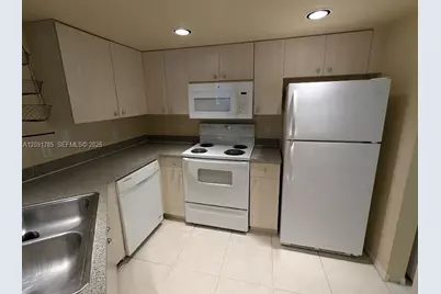 1801 N Flagler Dr #708, West Palm Beach, FL 33407 - Photo 2