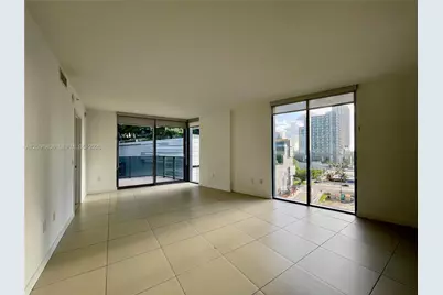 31 SE 6th St #1101, Miami, FL 33131 - Photo 10