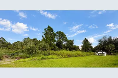 722 Irving Ave, Lehigh Acres, FL 33972 - Photo 10