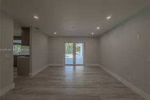 20405 NE 22nd Pl, Miami, FL 33180 - Photo 6