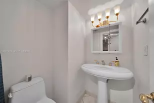 18151 NE 31st Ct, Aventura, FL 33160 - Photo 6