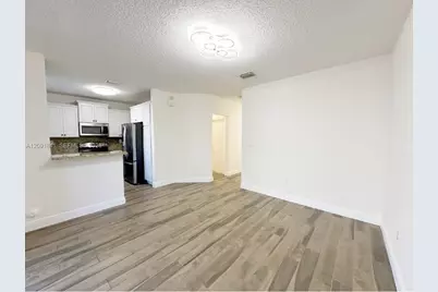 202 Riverwalk Cir, Sunrise, FL 33326 - Photo 14