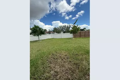 2661 SE 24th Ct, Homestead, FL 33035 - Photo 38