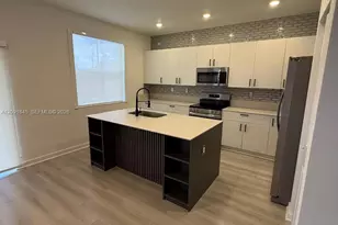 2661 SE 24th Ct, Homestead, FL 33035 - Photo 12