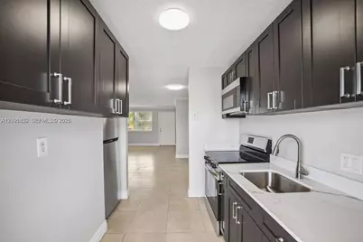 850 E Commercial Blvd #214B, Oakland Park, FL 33334 - Photo 1