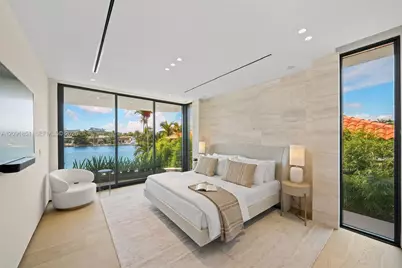 80 S Hibiscus Dr, Miami Beach, FL 33139 - Photo 10