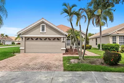 827 SW Lake Charles Cir, Port Saint Lucie, FL 34986 - Photo 2