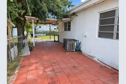 1525 NE 154th St #1525, North Miami Beach, FL 33162 - Photo 4